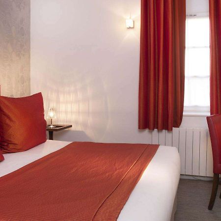 Country Club Hotel Yvré-lʼÉvêque Cameră foto