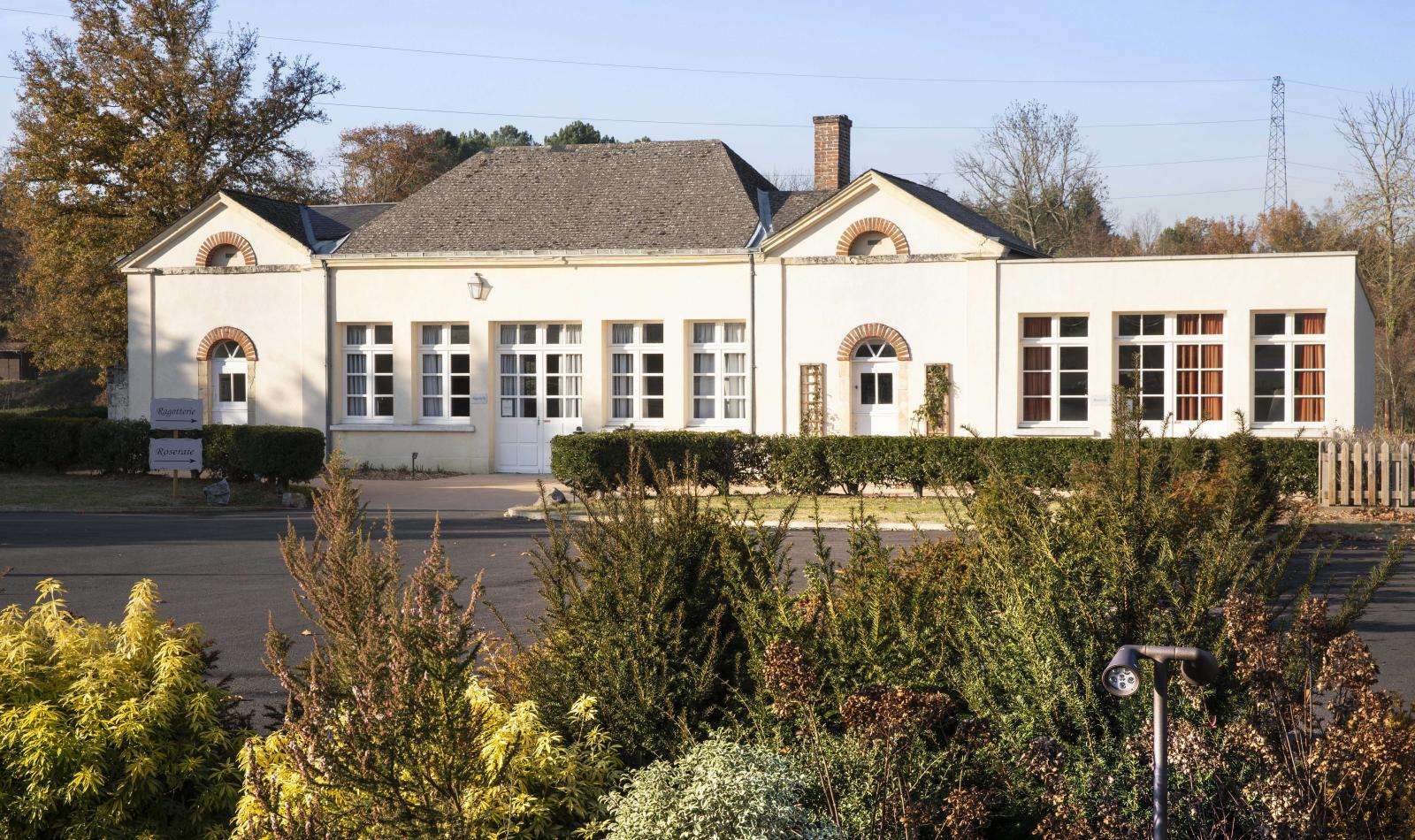 Country Club Hotel Yvré-lʼÉvêque Exterior foto